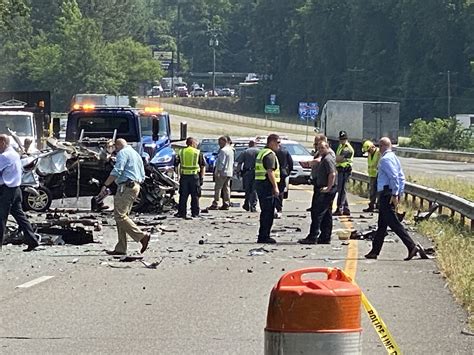 A truck rolled over on Interstate 95 in Lexington, Massachusetts, Monday, causing injuries and snarling traffic, police said. . Accident on i95 massachusetts today